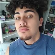 Estudiante de primer año de Ingeniería Informática con facilidad en el ámbito matemático y su enseñanza básica